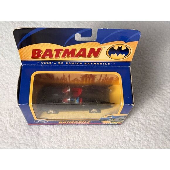 CORGI 1960's DC Comics BATMOBILE 1:43rd Scale. NIB. #77301 - Picture 5 of 7